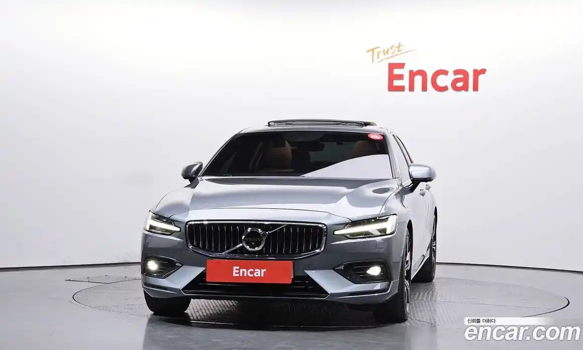 Volvo S60 2020 2.0 Автомат в Москве № 164538, фото 3