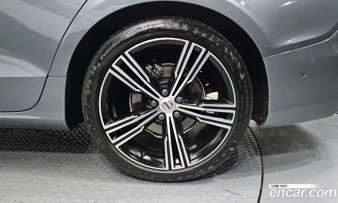 Volvo S60 2020 2.0 Автомат в Москве № 164538, фото 5