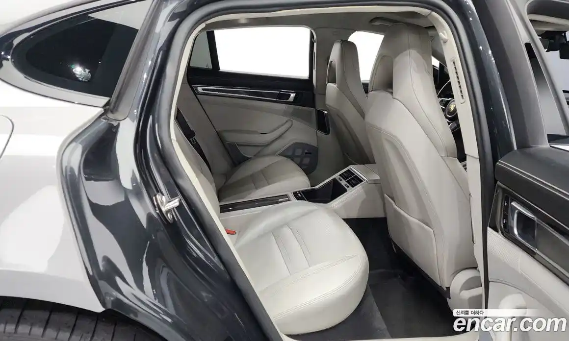 Porsche Panamera 2017 4.0 Автомат в Москве № 165401, фото 12