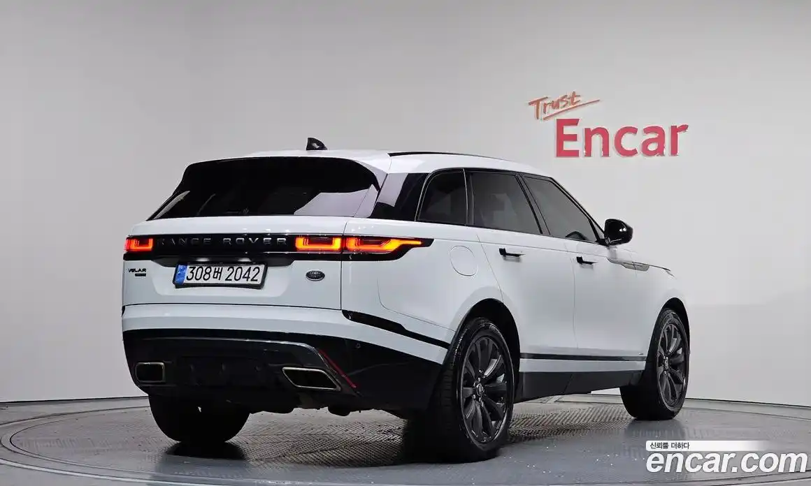 Land Rover Range-Rover Velar 2018 3.0 Автомат в Москве № 166579, фото 14