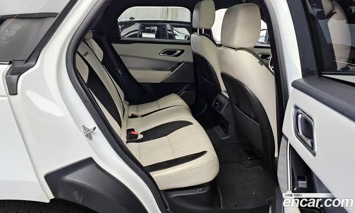 Land Rover Range-Rover Velar 2018 3.0 Автомат в Москве № 166579, фото 18