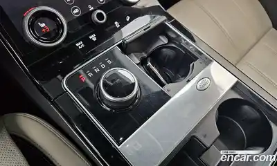 Land Rover Range-Rover Velar 2018 3.0 Автомат в Москве № 166579, миниатюра 2