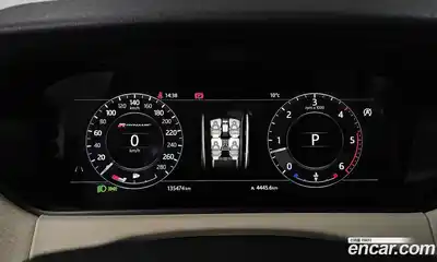 Land Rover Range-Rover Velar 2018 3.0 Автомат в Москве № 166579, миниатюра 8