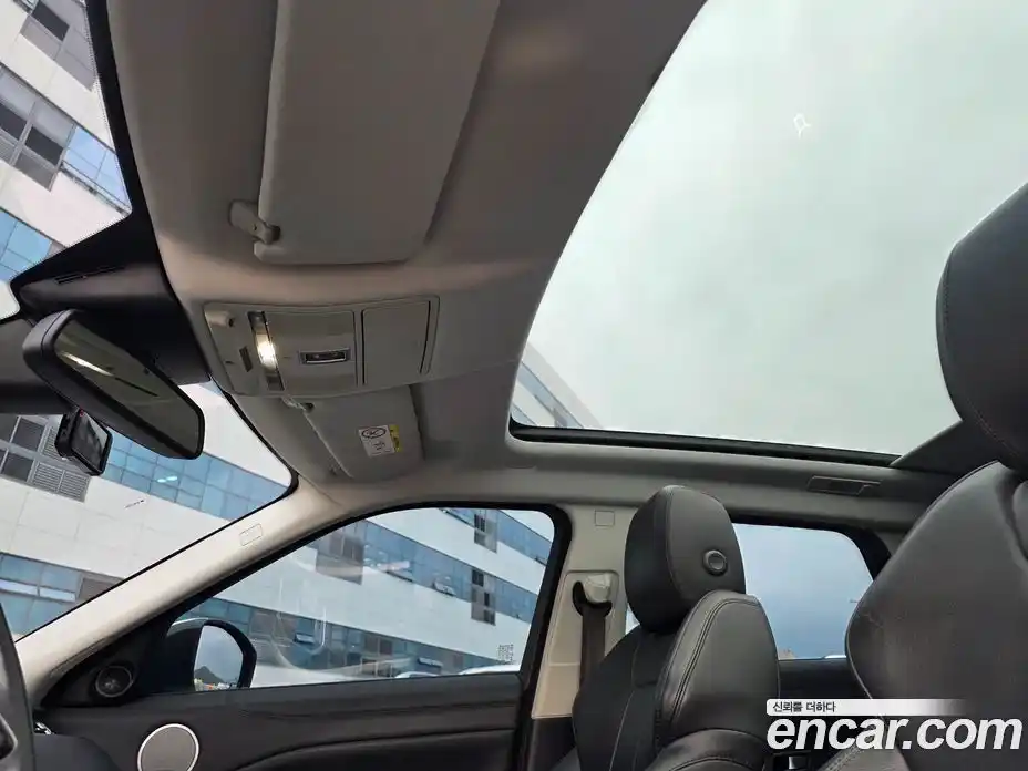 Land Rover Range-Rover Evoque 2017 2.0 Автомат в Москве № 166601, фото 17