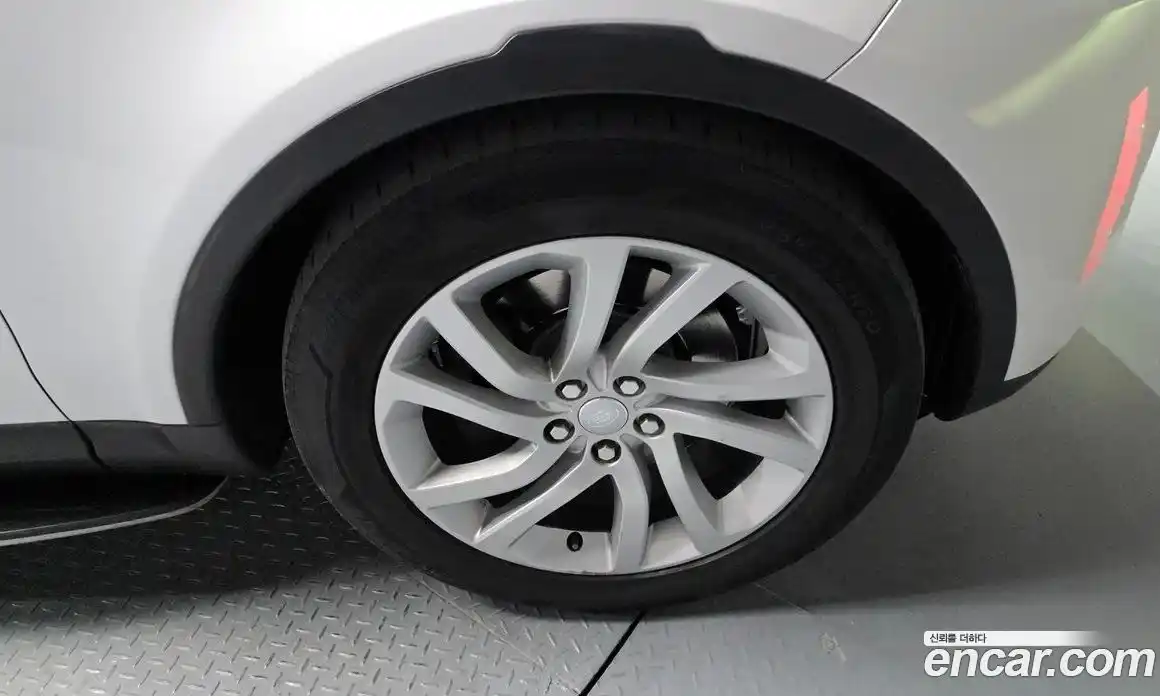 Land Rover Discovery 2017 3.0 Автомат в Москве № 166676, фото 17