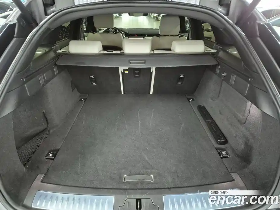 Land Rover Range-Rover Velar 2021 2.0 Автомат в Москве № 166738, фото 9