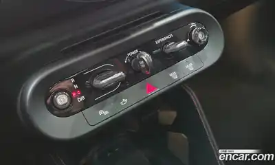 Mini Cooper 2025 0.1 Автомат в Москве № 167359, миниатюра 12