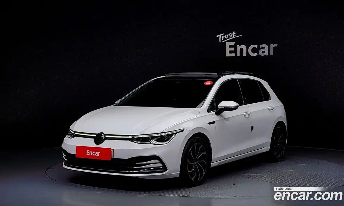 Volkswagen Golf 2022 2.0 Автомат в Москве № 168578, фото 1