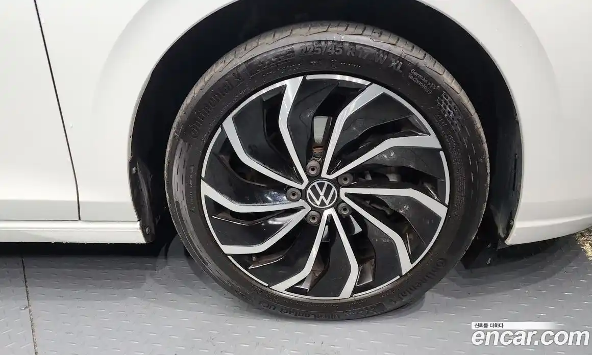 Volkswagen Golf 2022 2.0 Автомат в Москве № 168578, фото 5