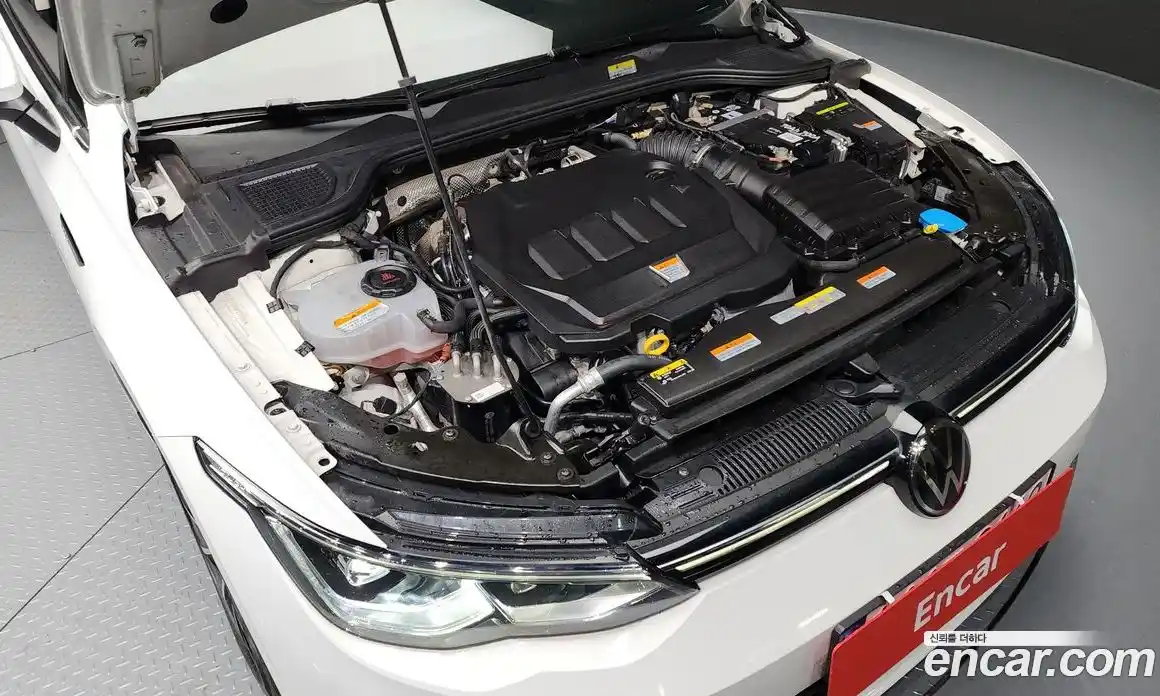 Volkswagen Golf 2022 2.0 Автомат в Москве № 168578, фото 6