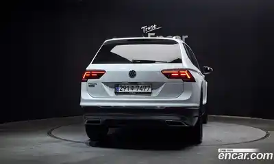 Volkswagen Tiguan, 2020