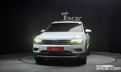 Volkswagen Tiguan 2020 2.0 Автомат в Москве № 168774, миниатюра 9
