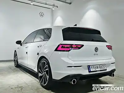 Volkswagen Golf 2024 2.0 Автомат в Москве № 169140, миниатюра 2