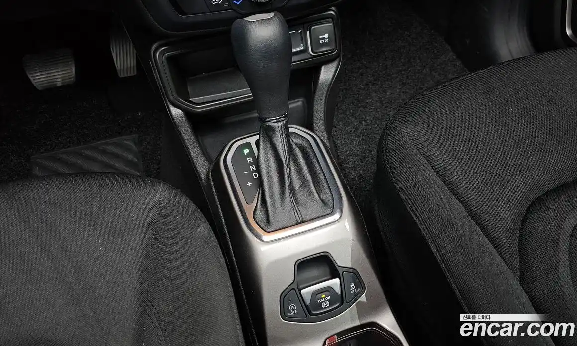 Jeep Renegade 2022 1.3 Автомат в Москве № 169974, фото 9