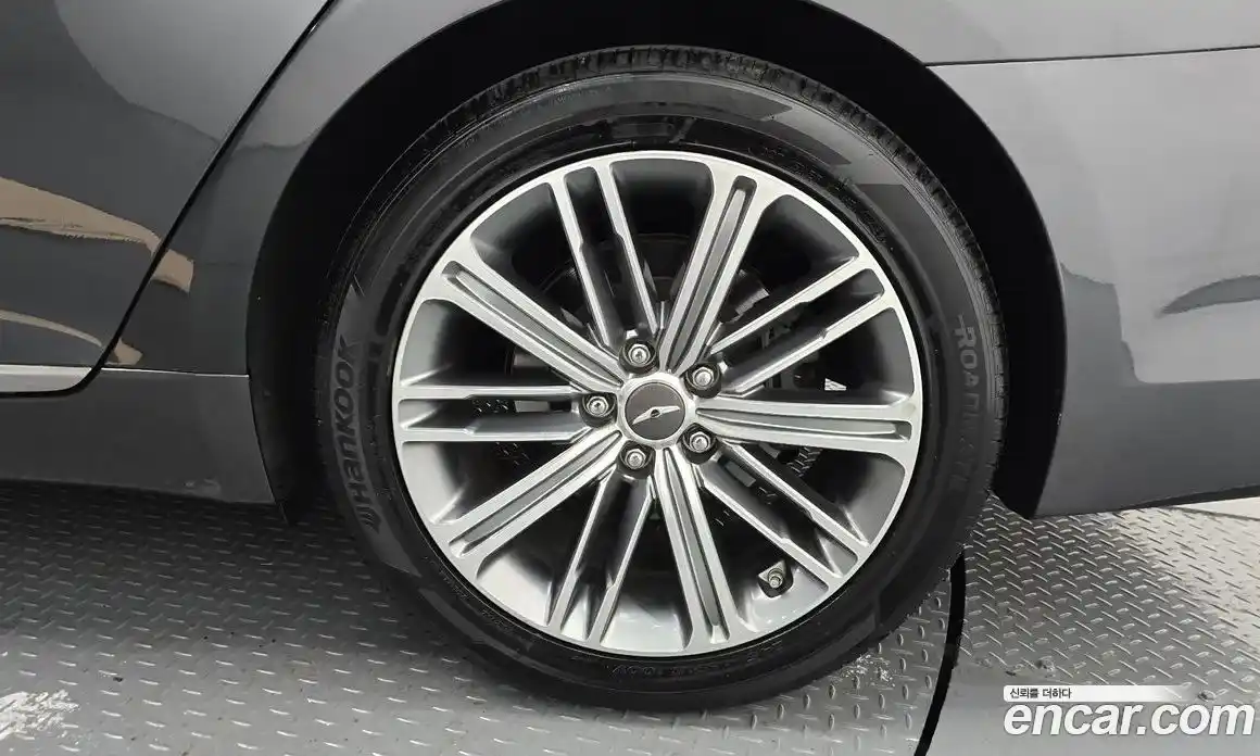 Genesis G80 2018 3.3 Автомат в Москве № 17352, фото 5