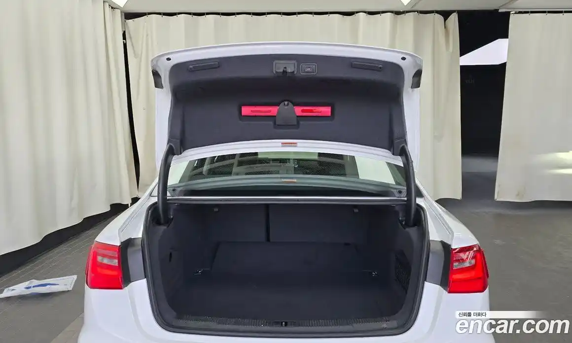 Audi A6 2015 2.0 Автомат в Москве № 176168, фото 20