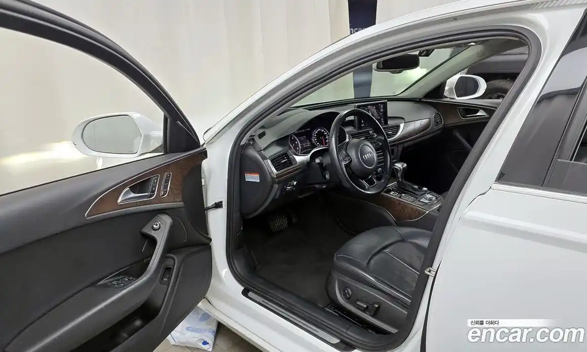 Audi A6 2015 2.0 Автомат в Москве № 176168, фото 10