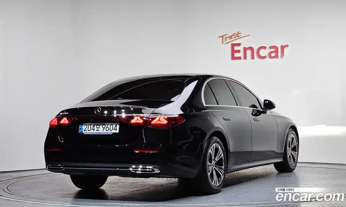 Mercedes-Benz E-Class 2024 2.0 Автомат в Москве № 177590, фото 12