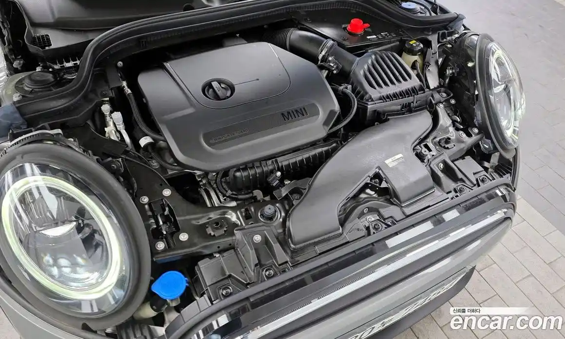 Mini Cooper 2022 1.5 Автомат в Москве № 179058, фото 17