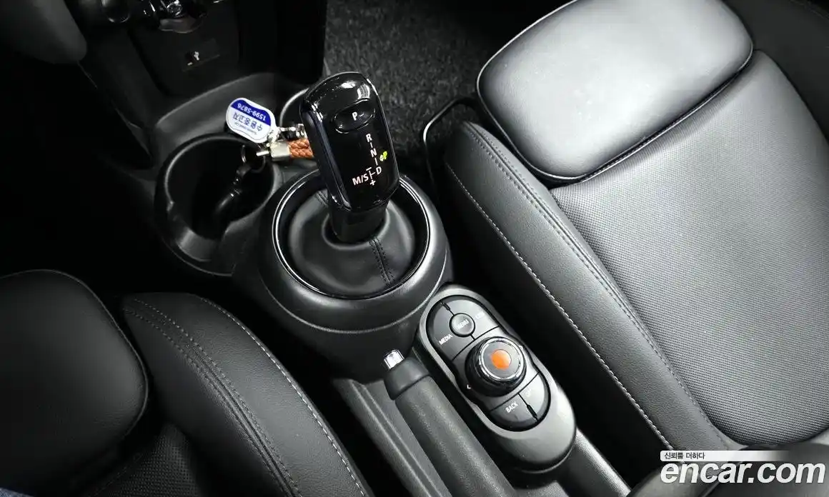 Mini Cooper 2022 1.5 Автомат в Москве № 179058, фото 6