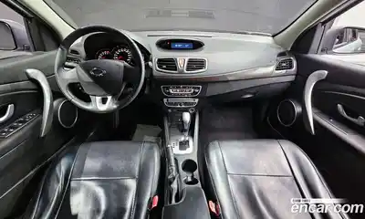 Renault SM3 2010 1.6 Автомат в Москве № 183315, миниатюра 7