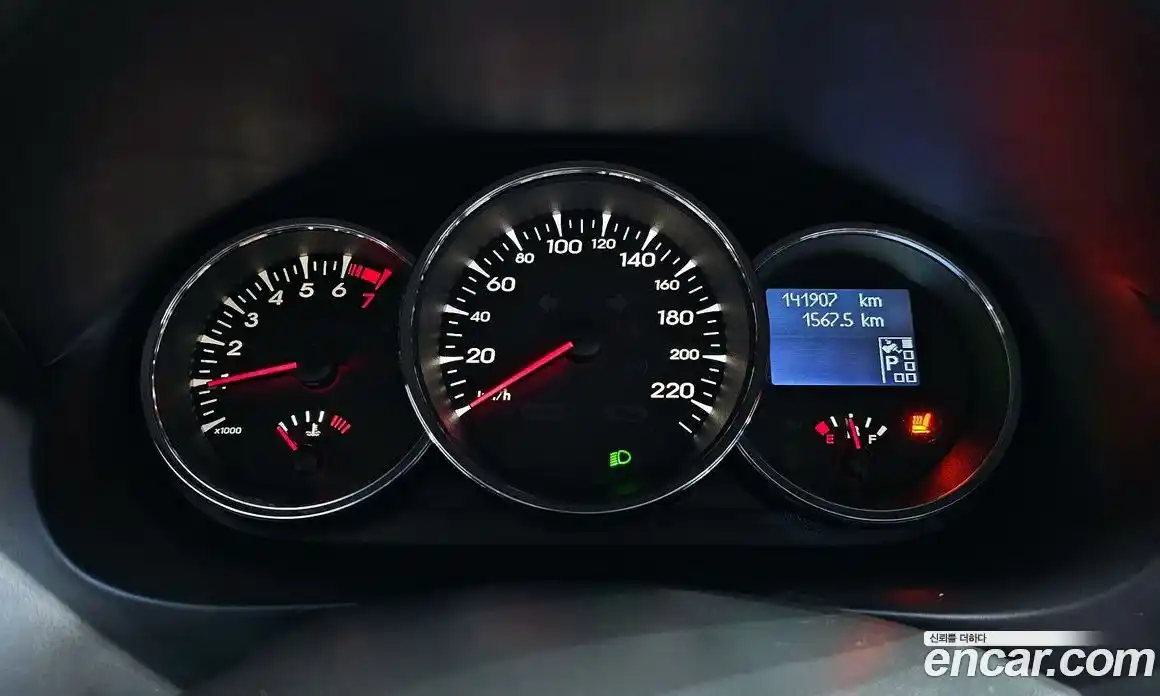 Renault SM3 2010 1.6 Автомат в Москве № 183315, фото 8