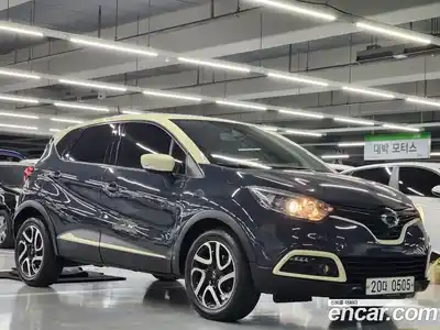 Renault QM3 2016 1.5 Автомат в Москве № 186155, миниатюра 2