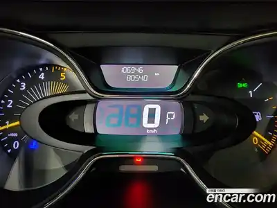 Renault QM3 2016 1.5 Автомат в Москве № 186155, миниатюра 5