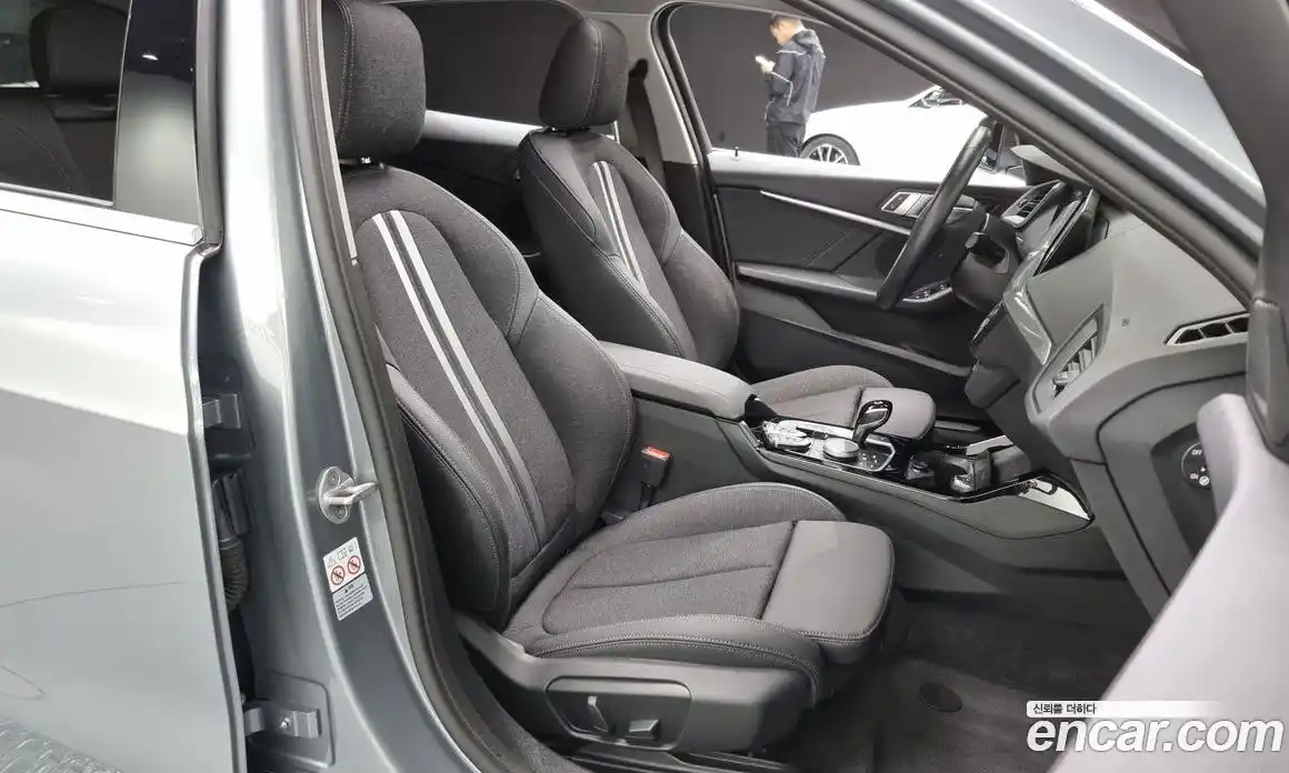 BMW 1-Series 2023 2.0 Автомат в Москве № 187293, фото 8