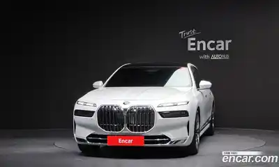 BMW 7-Series 2023 3.0 Автомат в Москве № 187917, миниатюра 3