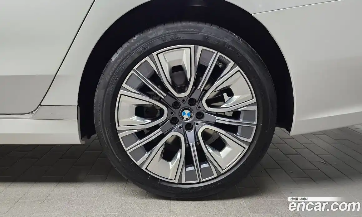 BMW 7-Series 2023 3.0 Автомат в Москве № 187917, фото 5