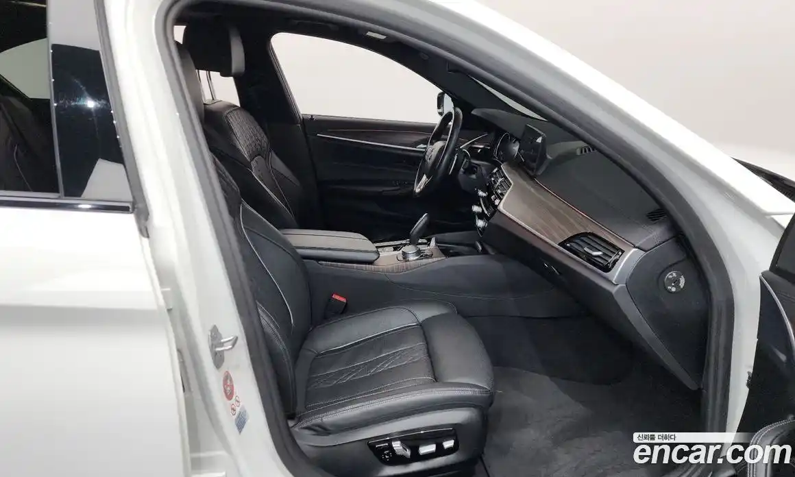 BMW 5-Series 2017 2.0 Автомат в Москве № 191654, фото 11