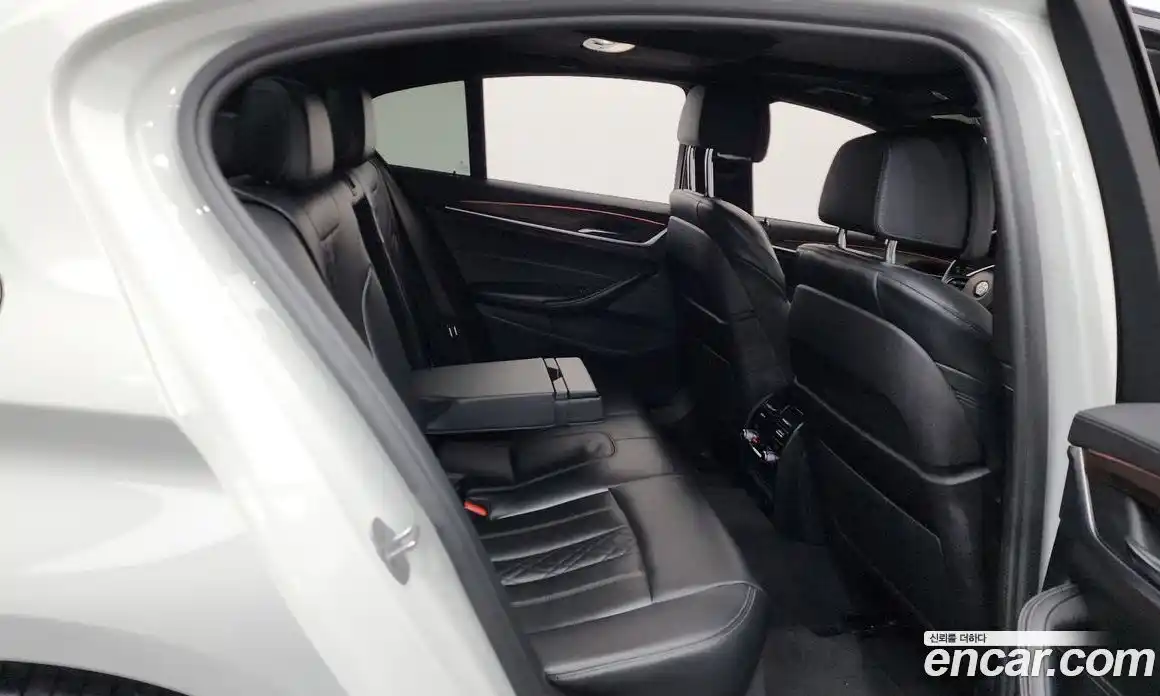 BMW 5-Series 2017 2.0 Автомат в Москве № 191654, фото 12