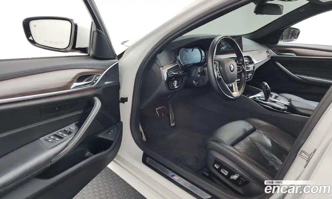 BMW 5-Series 2017 2.0 Автомат в Москве № 191654, фото 10