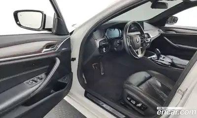 BMW 5-Series 2017 2.0 Автомат в Москве № 191654, миниатюра 10