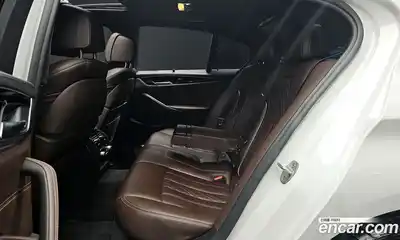 BMW 5-Series 2018 2.0 Автомат в Москве № 192437, миниатюра 2