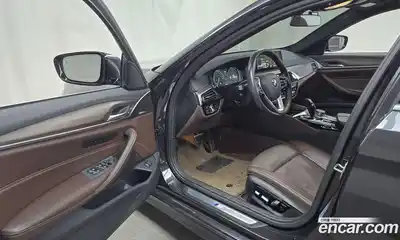 BMW 5-Series 2018 2.0 Автомат в Москве № 192730, миниатюра 10