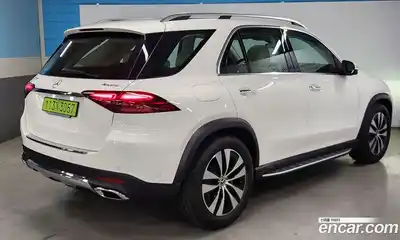 Mercedes-Benz GLE-Class 2025 2.0 Автомат в Москве № 193645, миниатюра 2