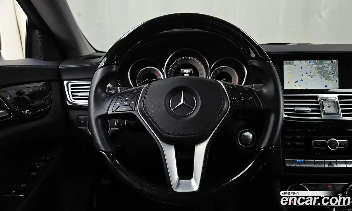 Mercedes-Benz CLS-Class 2013 3.5 Автомат в Москве № 194708, фото 13