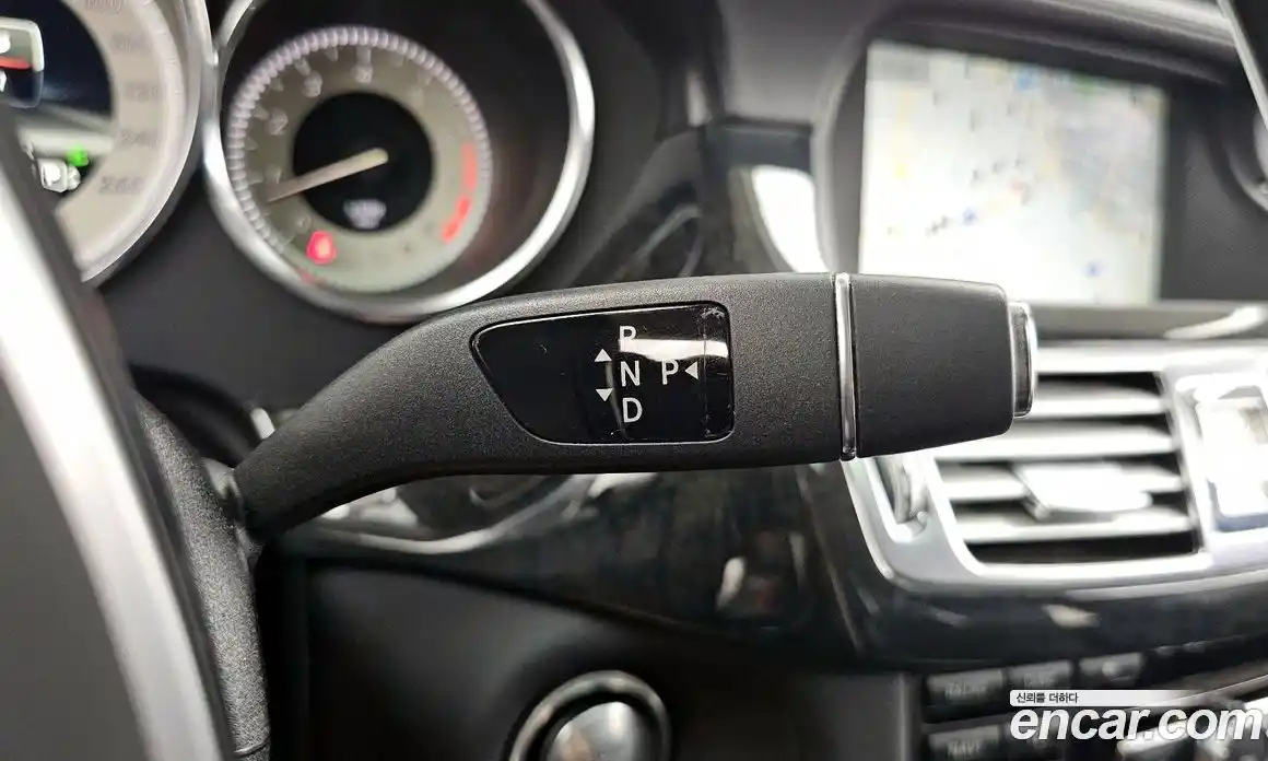 Mercedes-Benz CLS-Class 2013 3.5 Автомат в Москве № 194708, фото 9