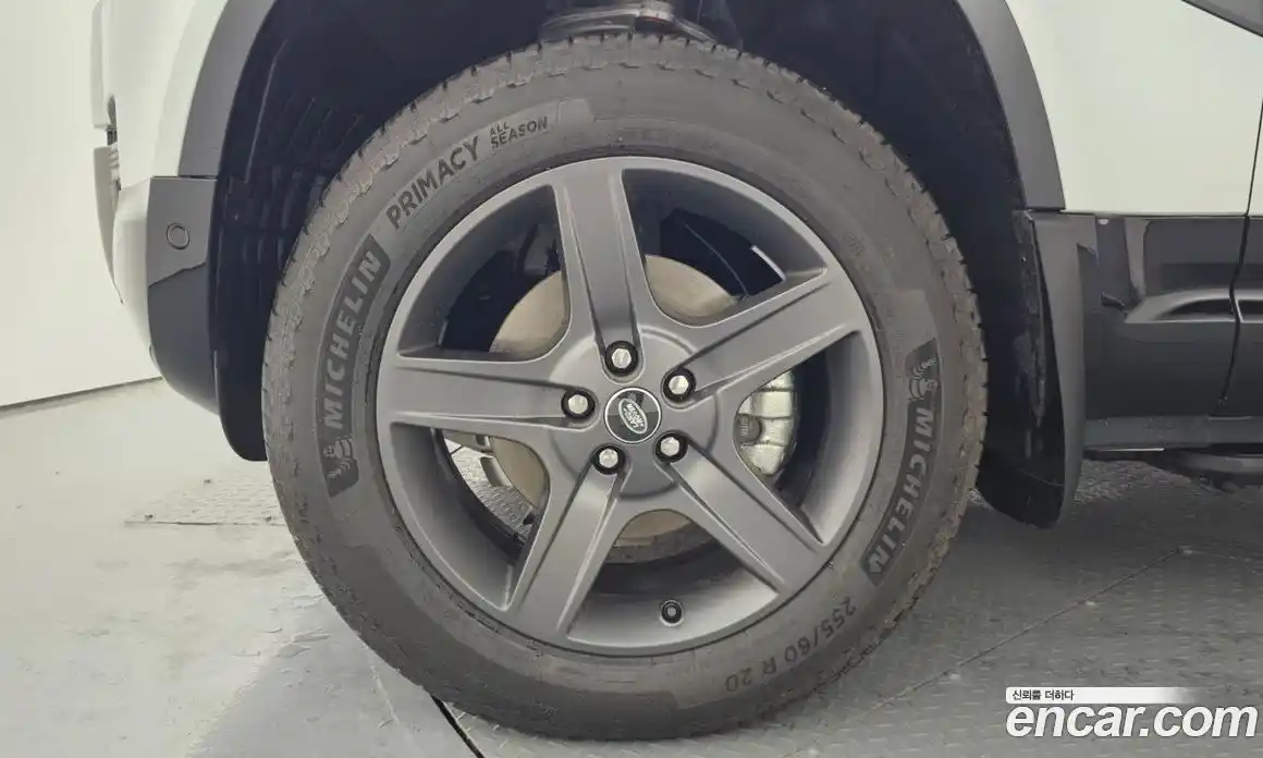 Land Rover Defender 2025 2.0 Автомат в Москве № 198066, фото 12