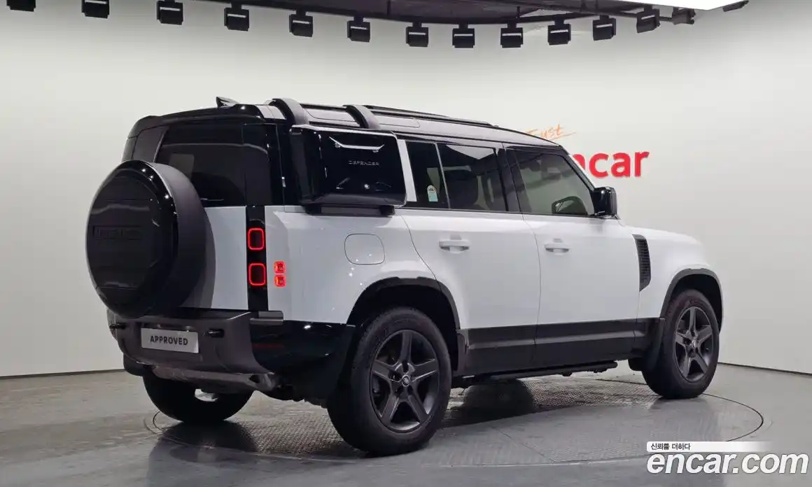 Land Rover Defender 2025 2.0 Автомат в Москве № 198066, фото 5