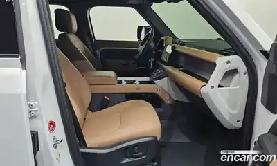 Land Rover Defender 2025 2.0 Автомат в Москве № 198066, миниатюра 8