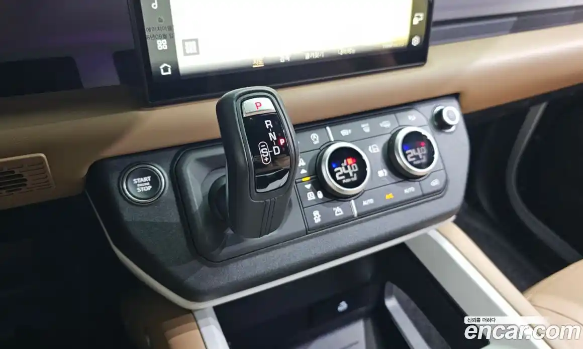 Land Rover Defender 2025 2.0 Автомат в Москве № 198066, фото 10