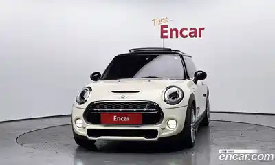 Mini Cooper 2017 2.0 Автомат в Москве № 198455, миниатюра 3