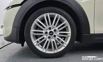 Mini Cooper 2017 2.0 Автомат в Москве № 198455, миниатюра 5