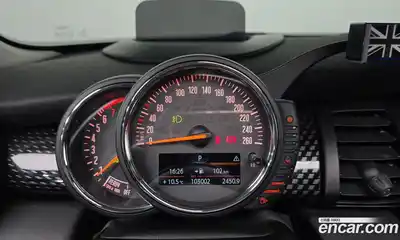 Mini Cooper 2017 2.0 Автомат в Москве № 198455, миниатюра 8