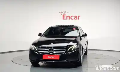 Mercedes-Benz E-Class 2018 2.0 Автомат в Москве № 207539, миниатюра 12