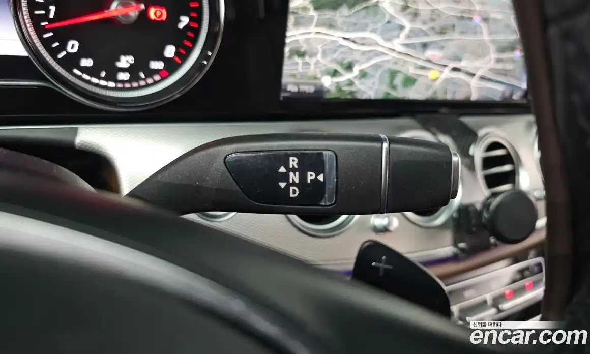 Mercedes-Benz E-Class 2018 2.0 Автомат в Москве № 207539, фото 19