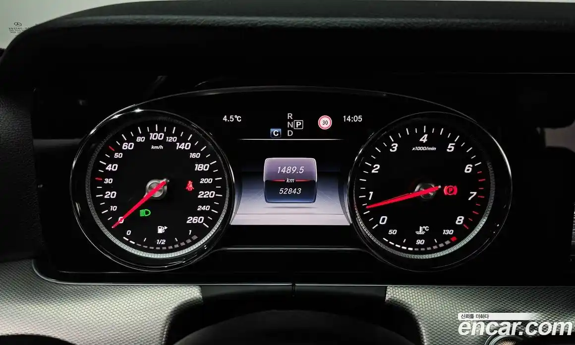 Mercedes-Benz E-Class 2018 2.0 Автомат в Москве № 207539, фото 5